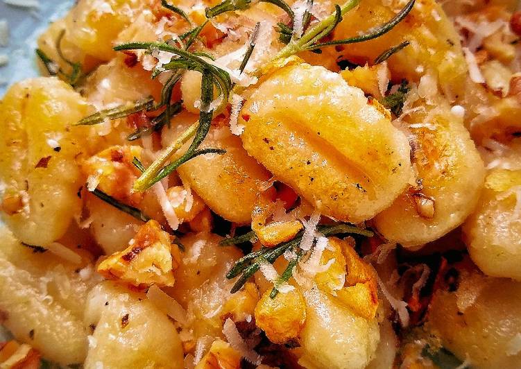 Recipe of Award-winning Pan Fried Gnocchi With Crispy Garlic, Toasted Walnuts &amp; Rosemary