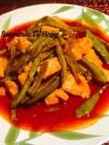 Nopales con carne de cerdo en chile colorado💖