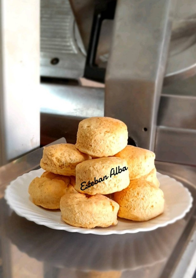 Una foto de Scones de queso