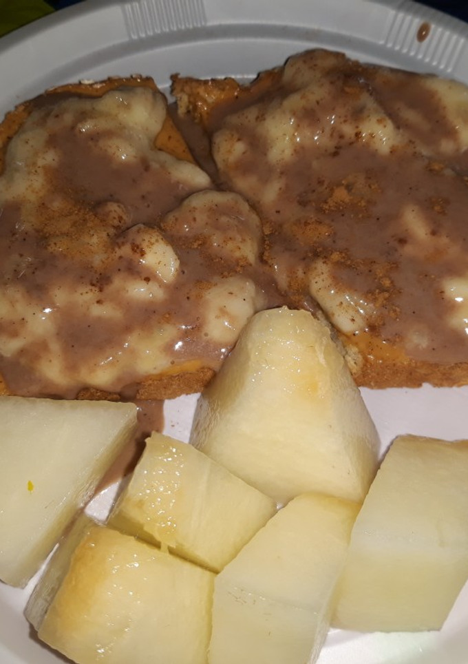 Una foto de Tostadas con plátano y mantequilla de cacahuete