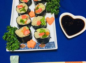 Una foto de Japanese Sushi  Maki de Quinua Vegano!