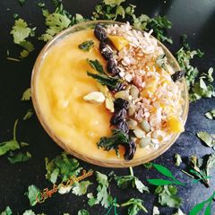 A picture of Mango smoothie Bowl 🥣🥣.
