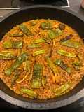 Arroz con atún y cebolla