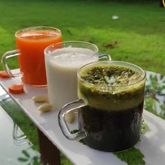 A picture of Tricolor juices.
