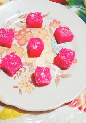A picture of Tasty Jelly crystals.