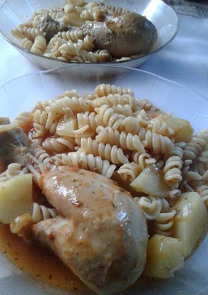 Una foto de Guiso de pollo rápido y liviano