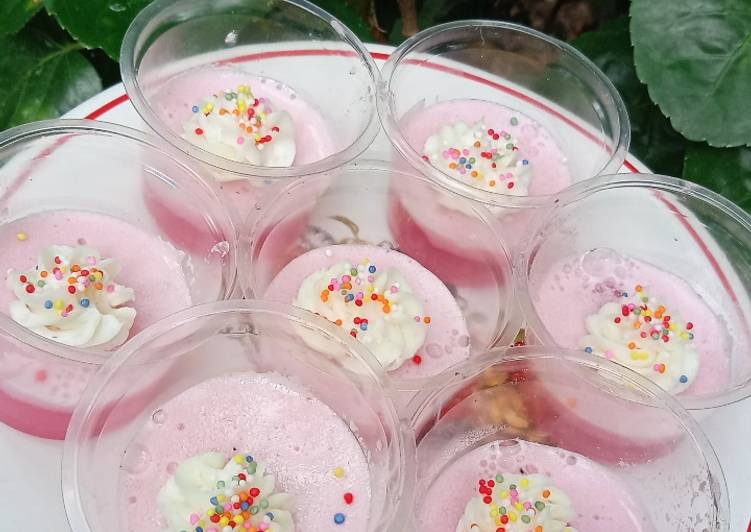 Resep masakan Nutrijel Puding Lapis instan cantik🥰 | Cara Mengolah Nutrijel Puding Lapis instan cantik🥰 Yang Enak Banget