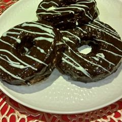 A picture of Oreo Bread Donut.