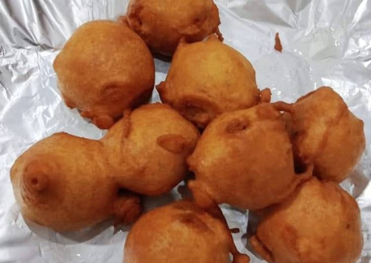 Bataka vada (aloo bonda)