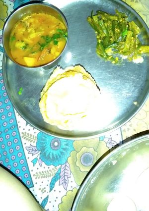 आलू टमाटर की सब्जी(aloo tamatar ki sabzi recipe in hindi) रेसिपी मुख्य फोटो