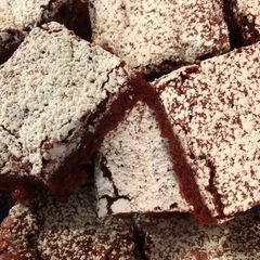 A picture of Red Velvet Mocha Brownies.