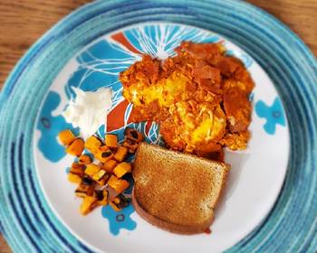 Easy Recipe Marinara poached eggs with sweet potatoes Home Style