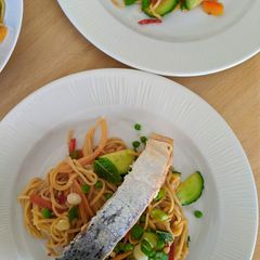 A picture of Salmon Noodle Salad.