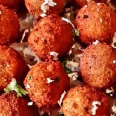 Cheese balls bites A picture of Cheese balls bites.