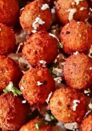 A picture of Cheese balls bites.