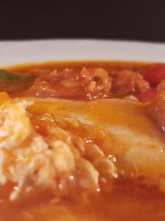 Una foto de Sopa portuguesa (Feijão branco com choriço e ovos)