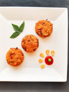 क्रिस्पी पोहा कटलेट (Crispy Poha Cutlet recipe in Hindi) रेसिपी मुख्य फोटो