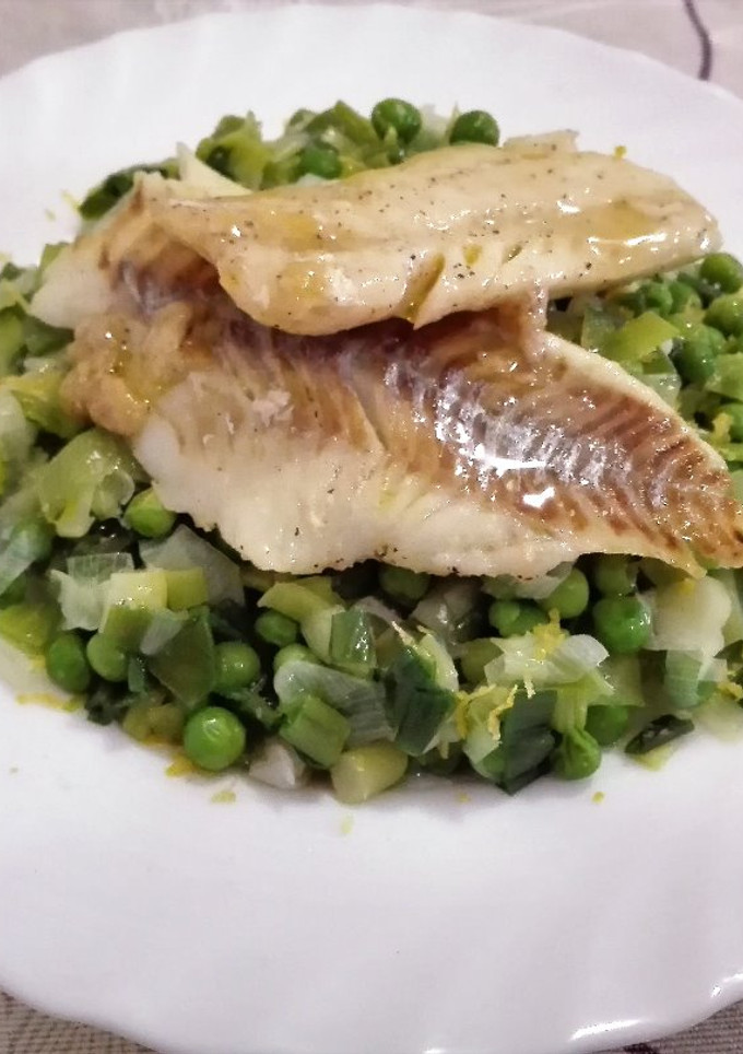 Una foto de Abadejo con aceite aromatizado de ajo
