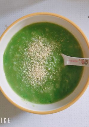 Hình của món Cháo thịt gà- rau cải- phô-mai rắc.