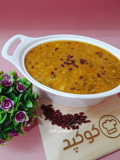 عکسی از دستور سوپ زرشک با بلغور جو 😉 (سوپ مجلسی)