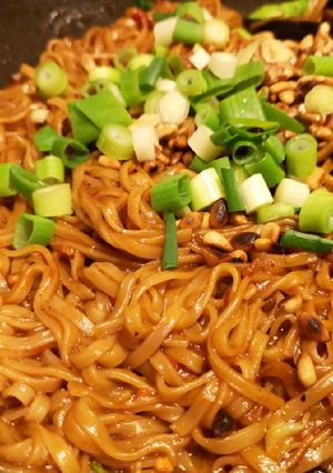 A picture of Pad thai.