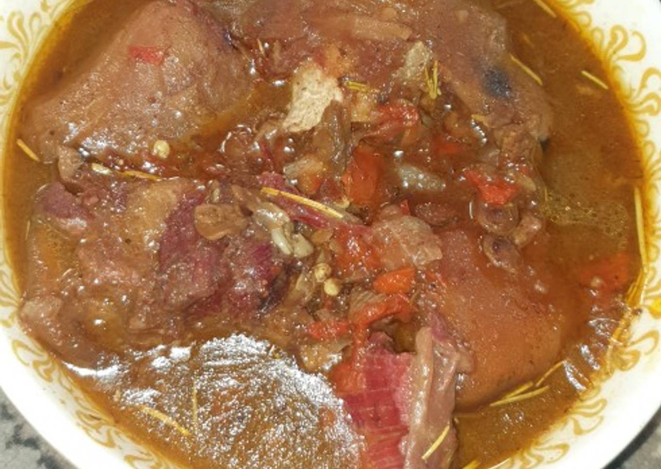 Cow head pepper soup Farfesun kai da kafa