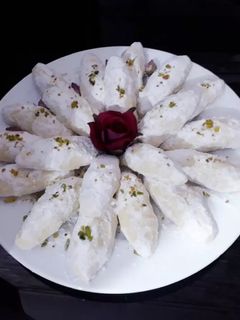 عکسی از دستور شیرینی ساق عروس