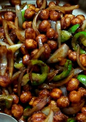 क्रिस्पी चना चिल्ली (Crispy Chana chilli recipe in hindi) रेसिपी मुख्य फोटो