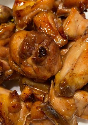 Hình của món Gà rang mặn ngọt.