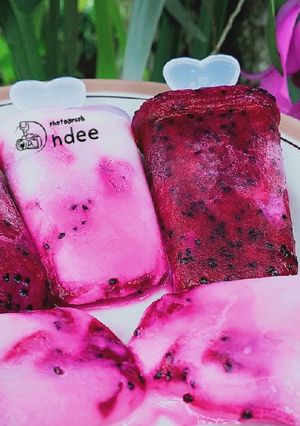 Foto resep Popsicle Buah Naga #AstagaNaga