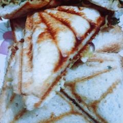 A picture of Maggi Sandwich.