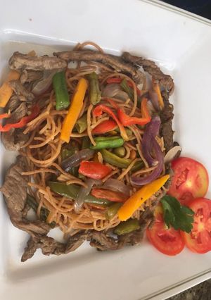 Taliya Mai vegetable da nama ainihin hoton girkin