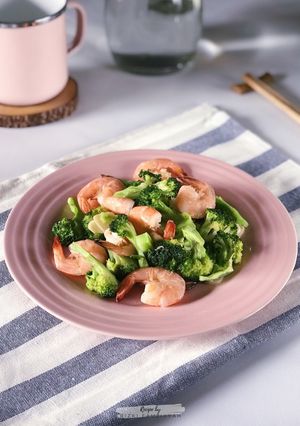 Foto resep Tumis Brokoli Udang