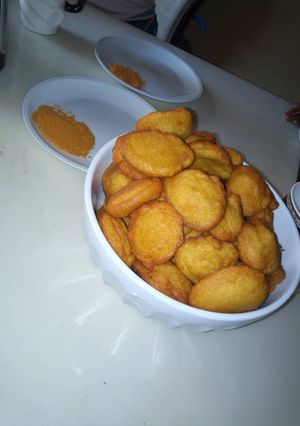 A picture of Akara and yaji.