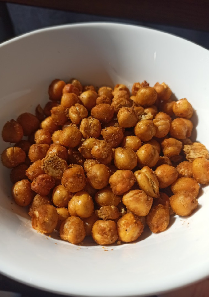 Una foto de Snack de garbanzos a la barbacoa en airfryer
