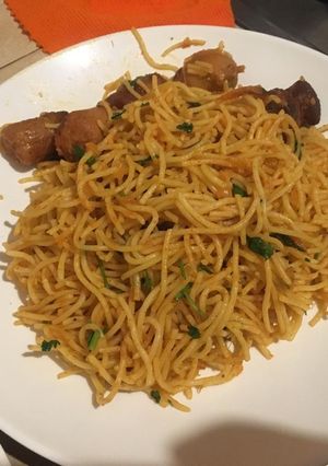 A picture of Spaghetti and sausages(spicy).