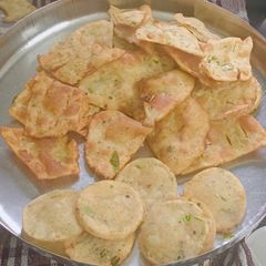 A picture of Potato & all-purpose flour Puri.