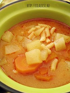 Zsenge karalábéleves recept fotója