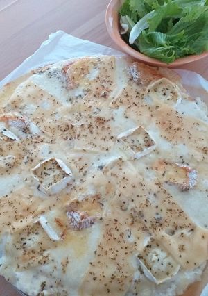 Une photo de Pizza 4 fromages