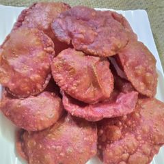 A picture of Beetroot puri.