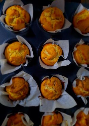 A picture of Muffins.