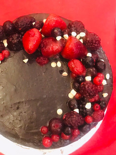 A picture of Berries fudge cake.