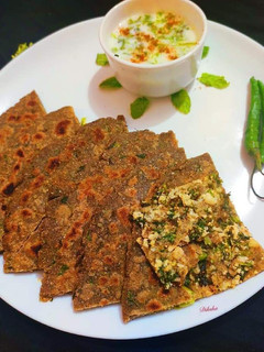 A picture of Kuttu Paneer Paratha.