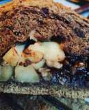 Strudel di mele, noci e cioccolato