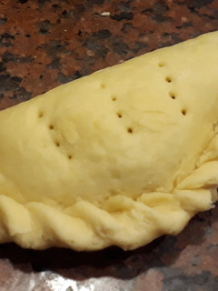Una foto de Masa para empanadas rica y fácil de mamá 👩🍳