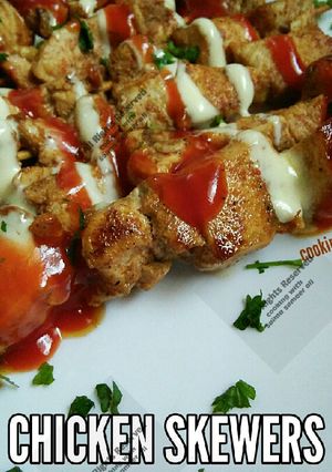 A picture of Chicken skewers #ramadankitayari.