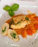 Involtini di petto di pollo con crema di bieta e parmigiano
