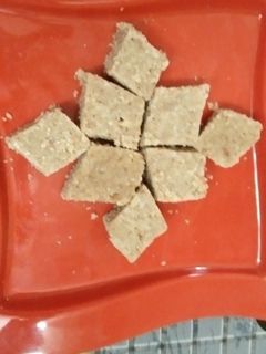 માંડવી પાક(Mandvi Paak Recipe In Gujarati) રેસીપી મુખ્ય ફોટો