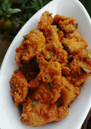 A picture of Mango chicken.