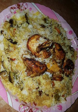 صورة لوصفة ارز بالخضار ودجاج♤
